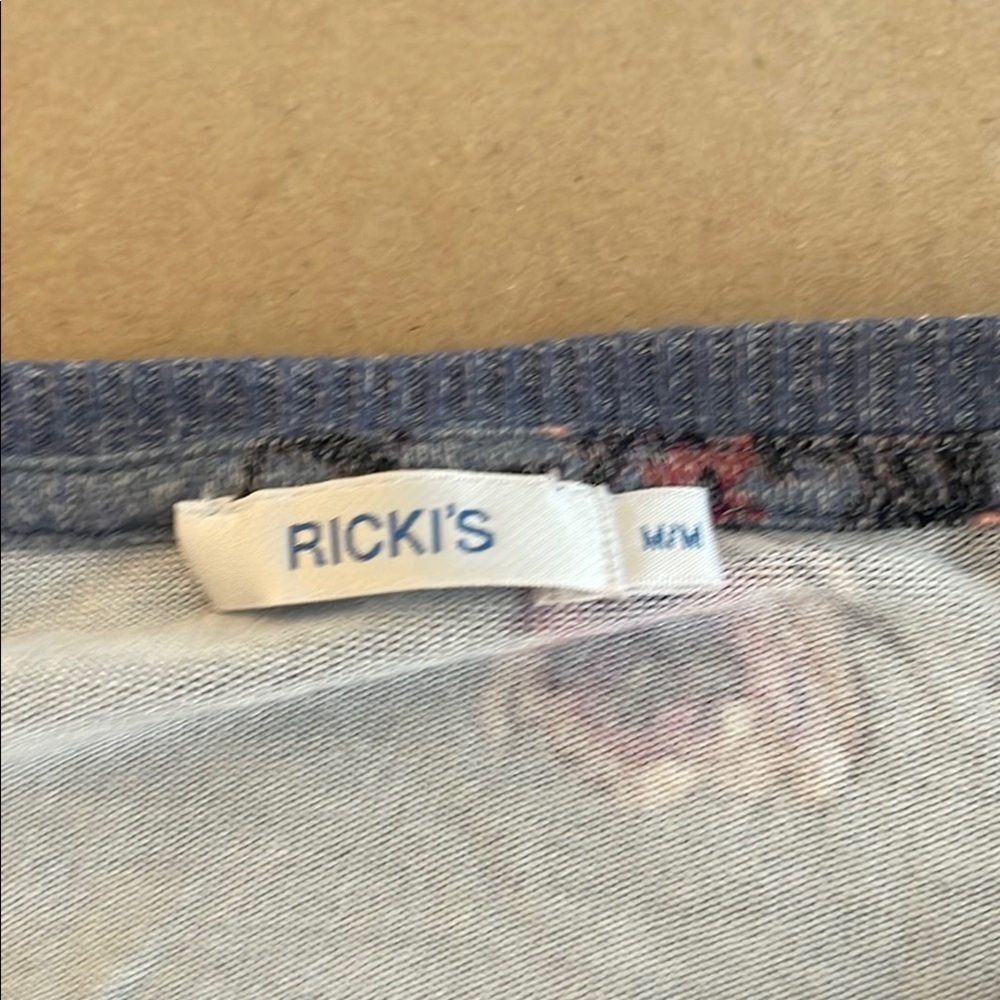 Ricki’s blouse top - Picture 2 of 9